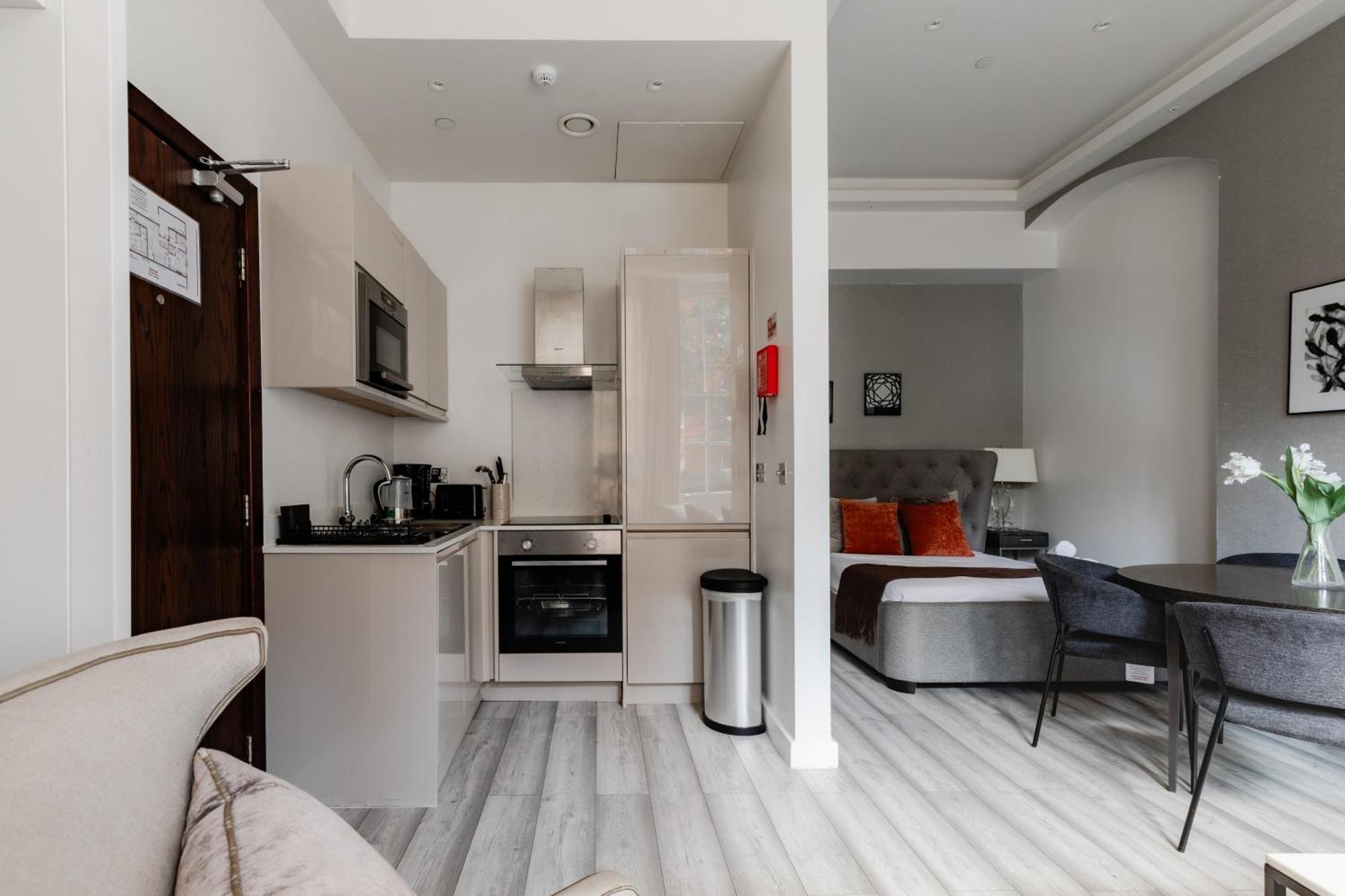 High Street Kensington Apartament *